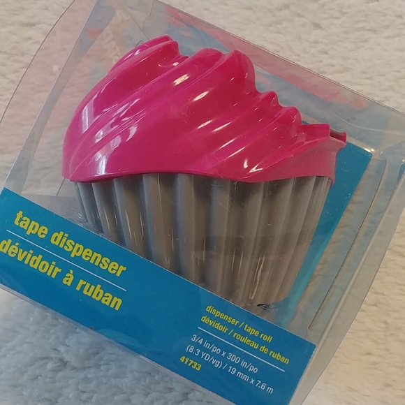 🎉2/$16 NWT Staples Cup Cake Tape Dispenser - Picture 2 of 3
